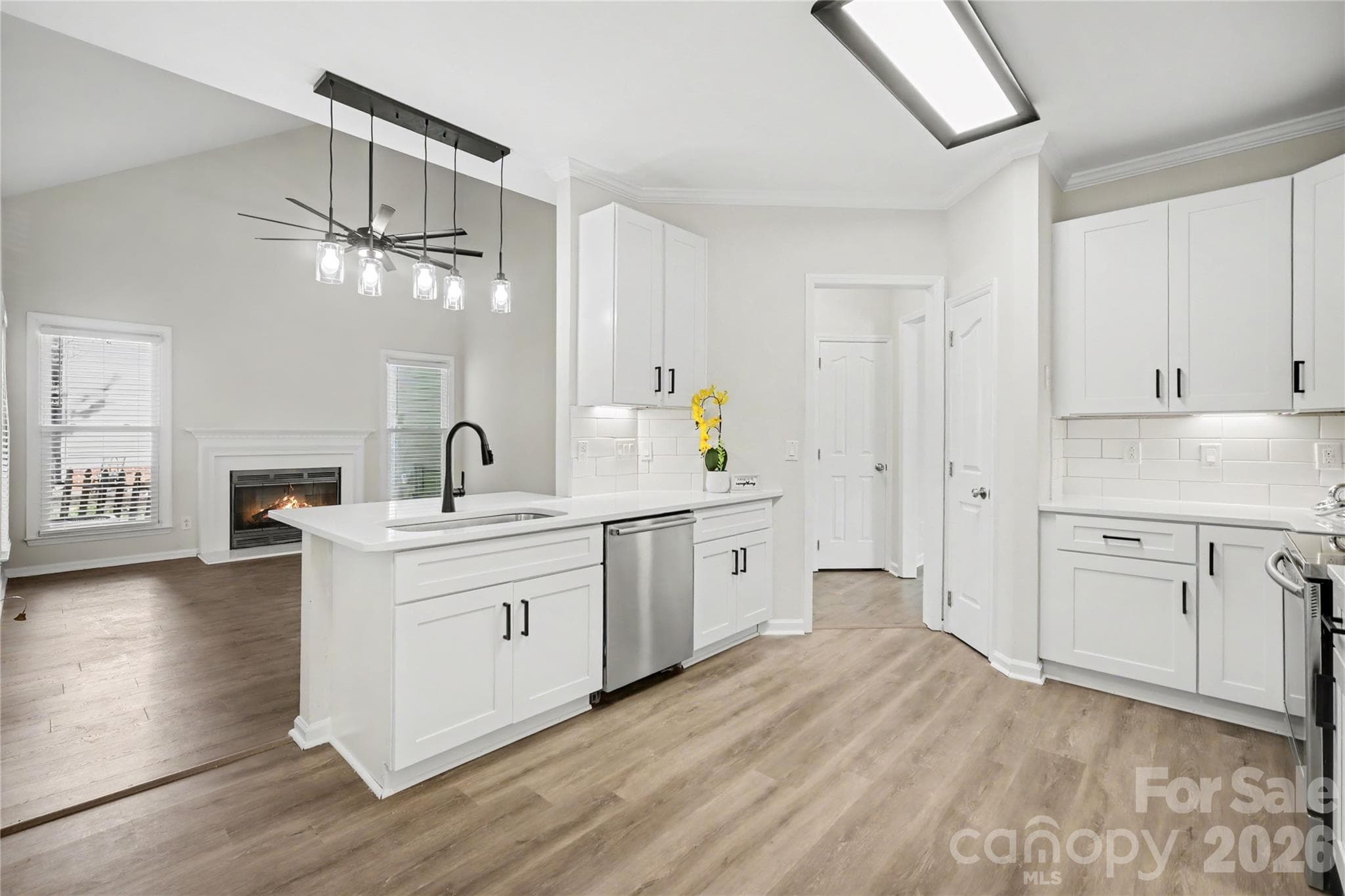 Kitchen - 9732 Whitewood Trail, Charlotte