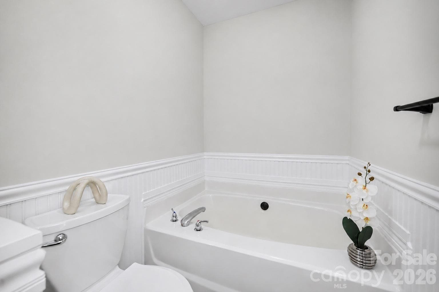 Primary Bathroom - 9732 Whitewood Trail, Charlotte