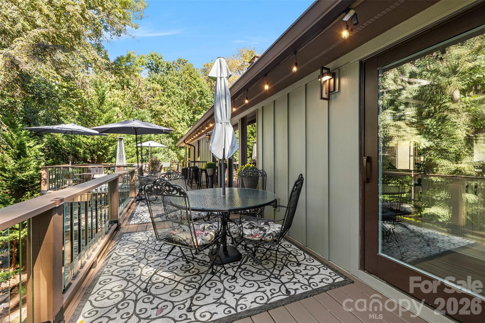 New Hardie Siding added in 2026, SW Connected Gray with jumbo copper gutters - 4 Thornwood Lane, Lake Wylie