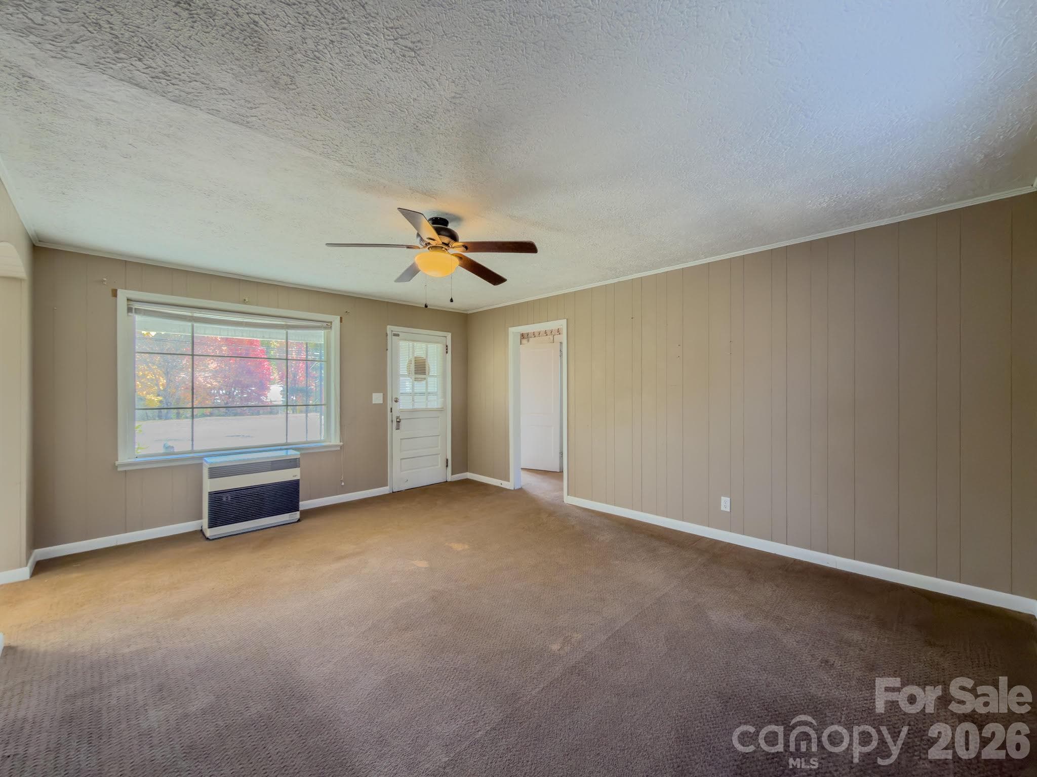 Single Family Residence at 40 Duncan Lane, Newland, photo 10 of 26