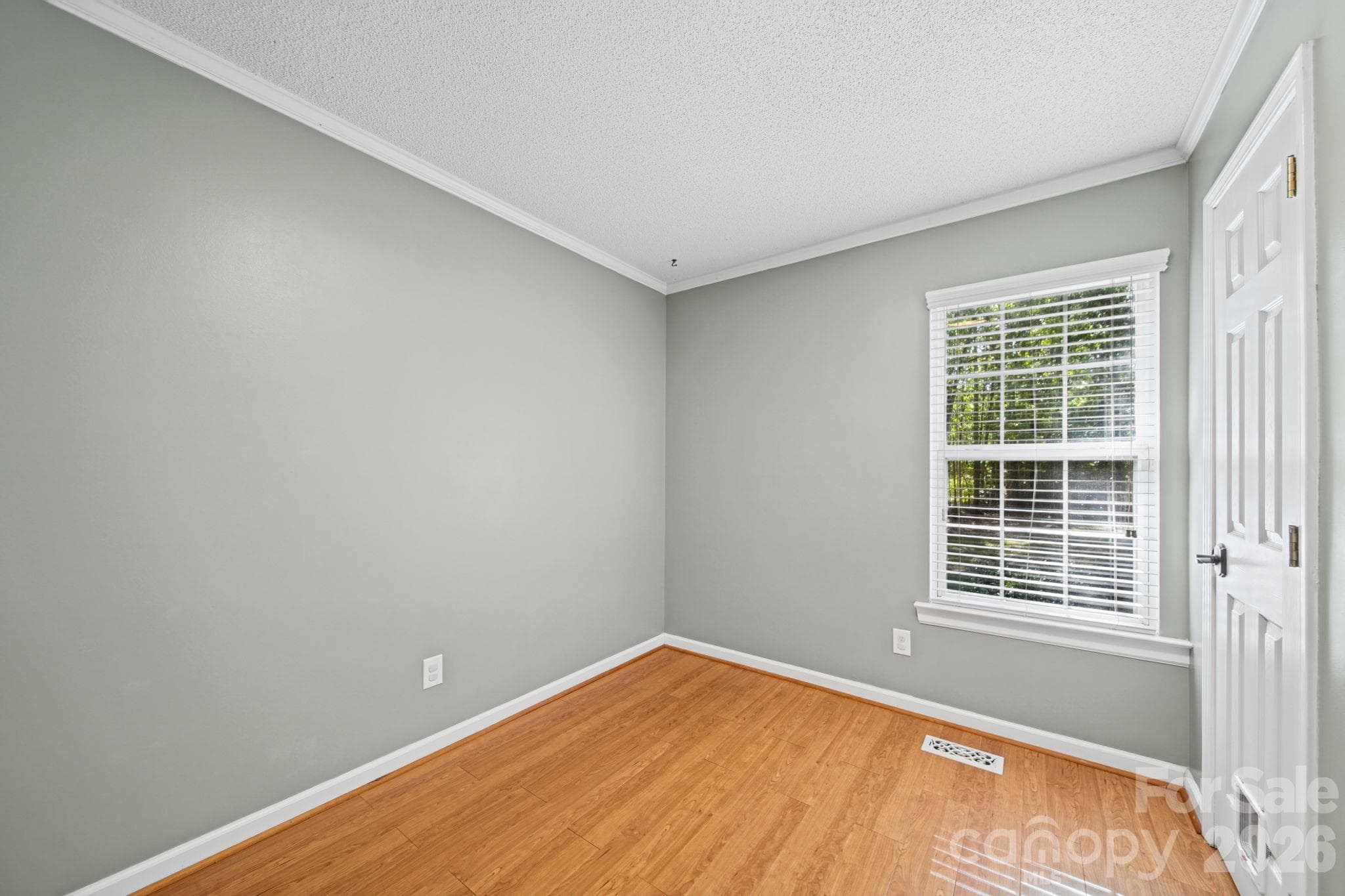 Single Family Residence at 124 Waderich Lane, Mooresville, photo 21 of 33