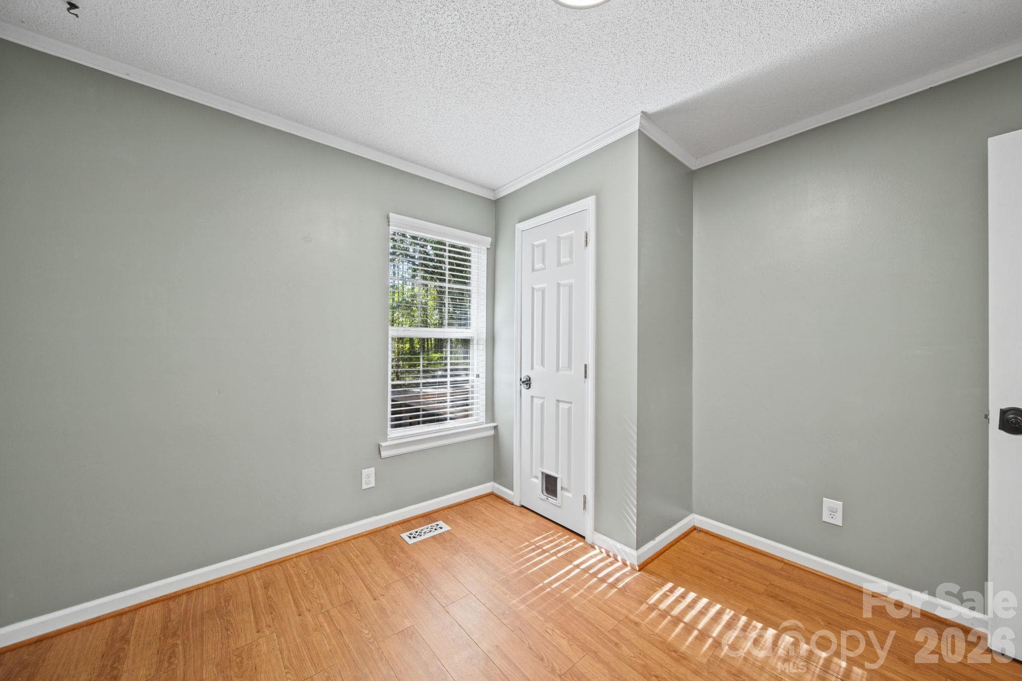 Single Family Residence at 124 Waderich Lane, Mooresville, photo 22 of 33
