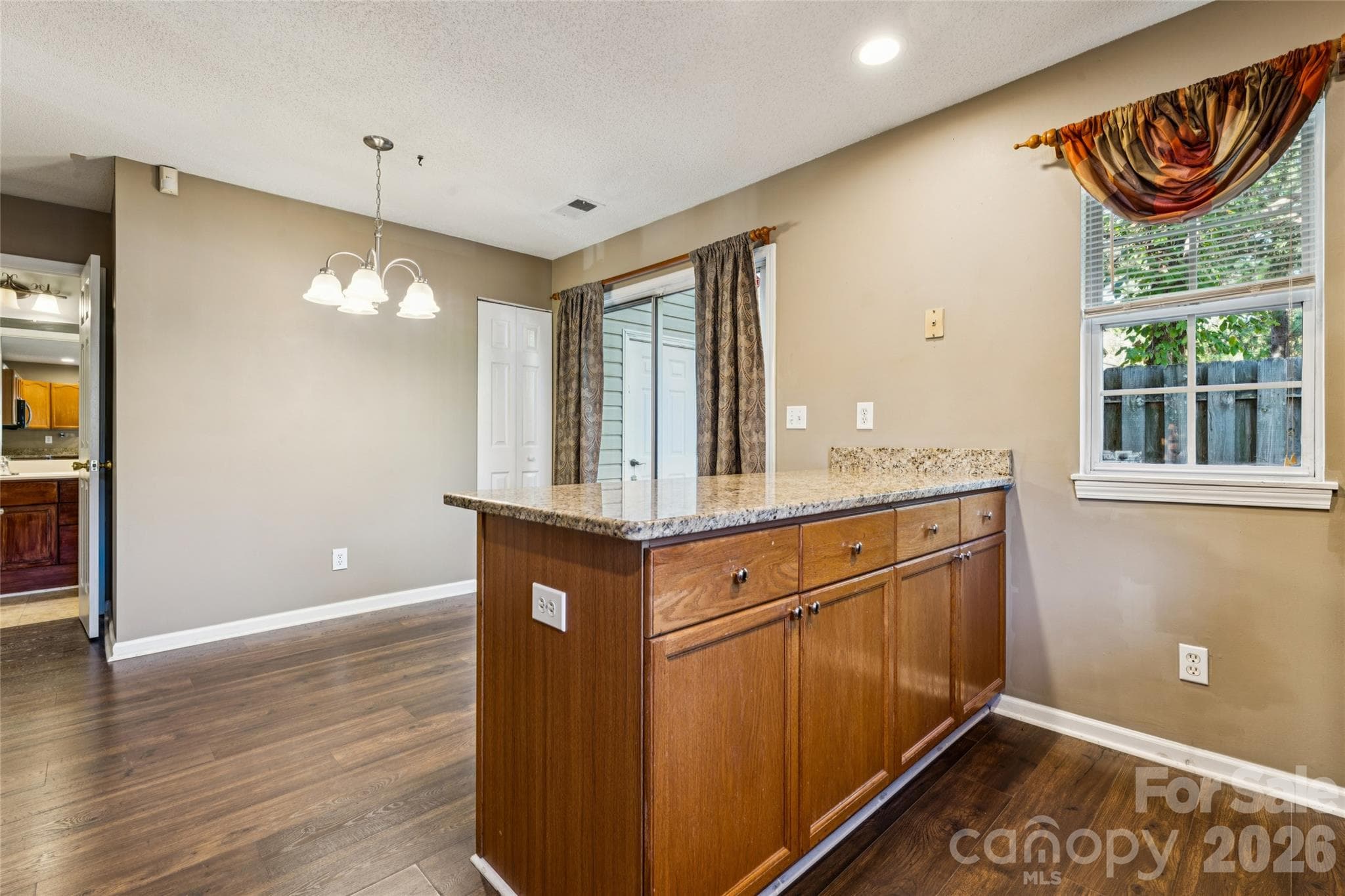 Kitchen - 735 Mountainwater Drive, Charlotte