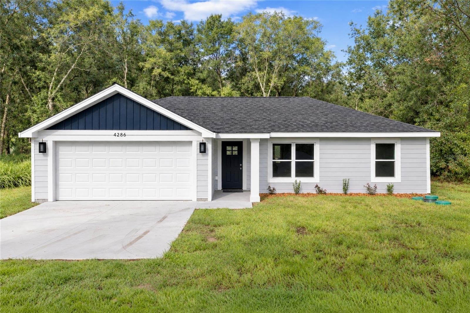 93 NW TREE TOP RD