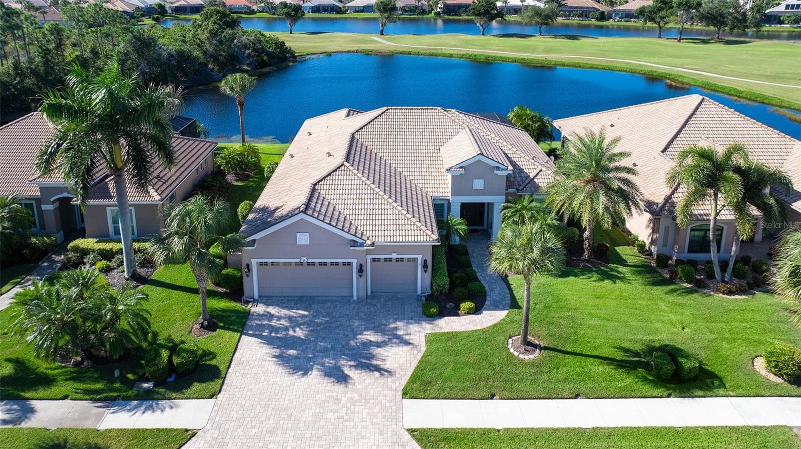 Single Family Residence at 503 SAWGRASS BRIDGE RD, VENICE, photo 2 of 81