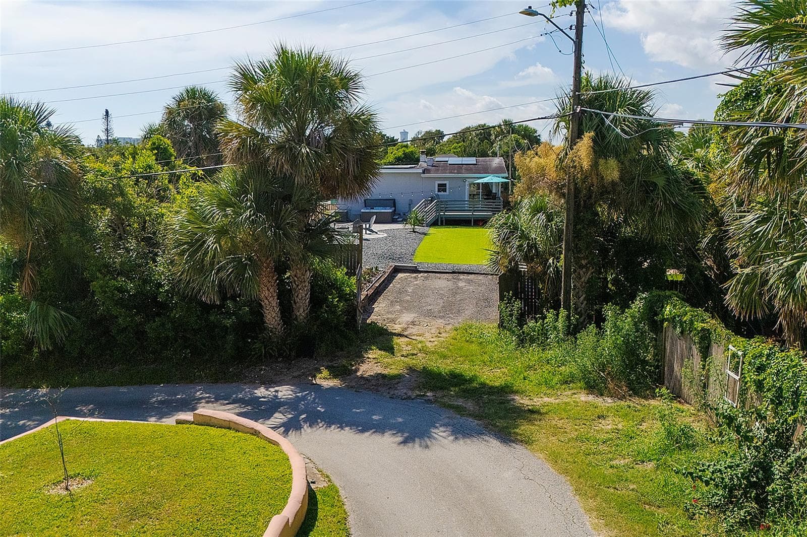 Single Family Residence at 109 PARK AVE, DAYTONA BEACH, photo 33 of 82
