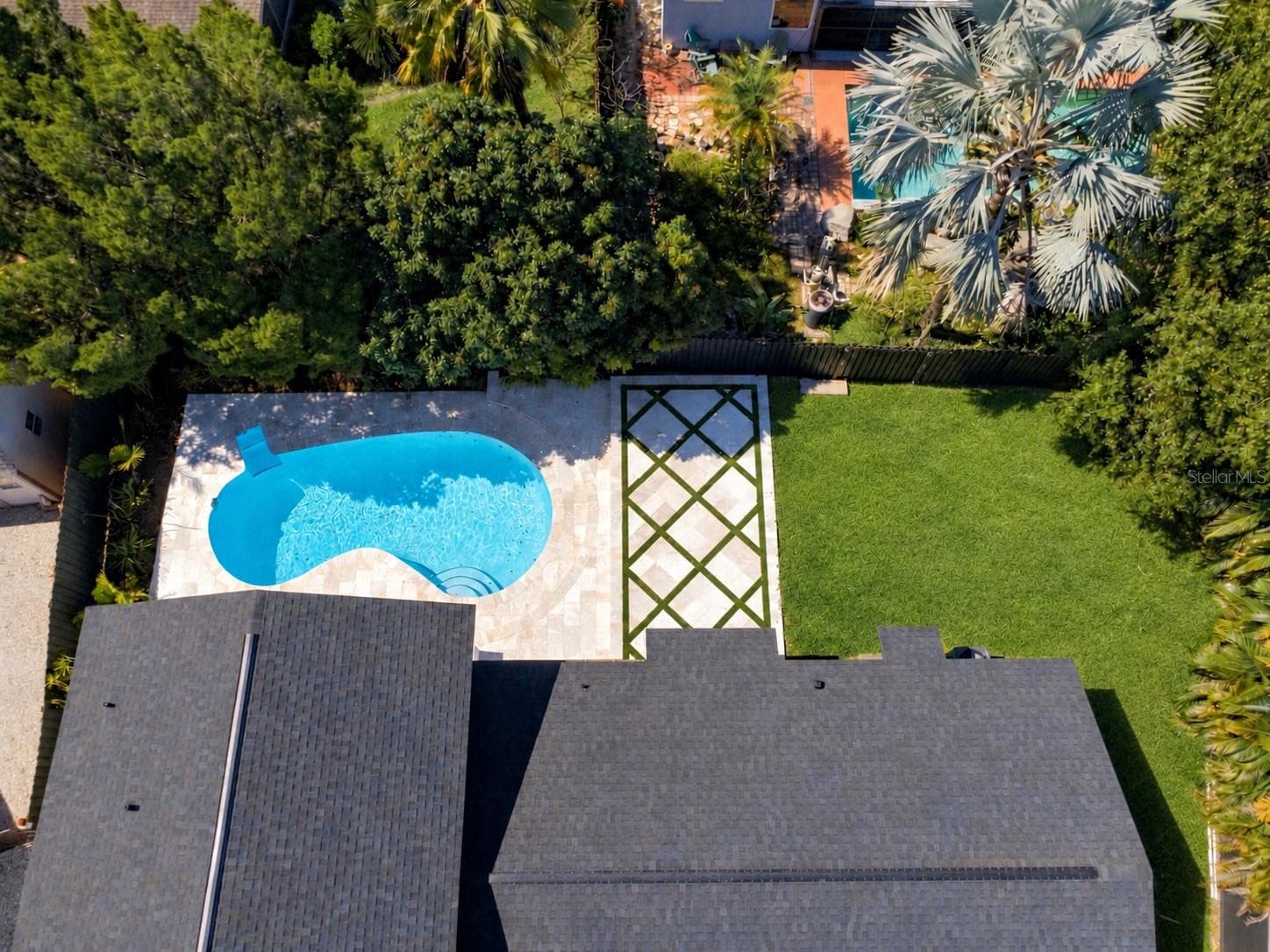 POOL DRONE VIEW - 13824 CHERRY BROOK LN, TAMPA