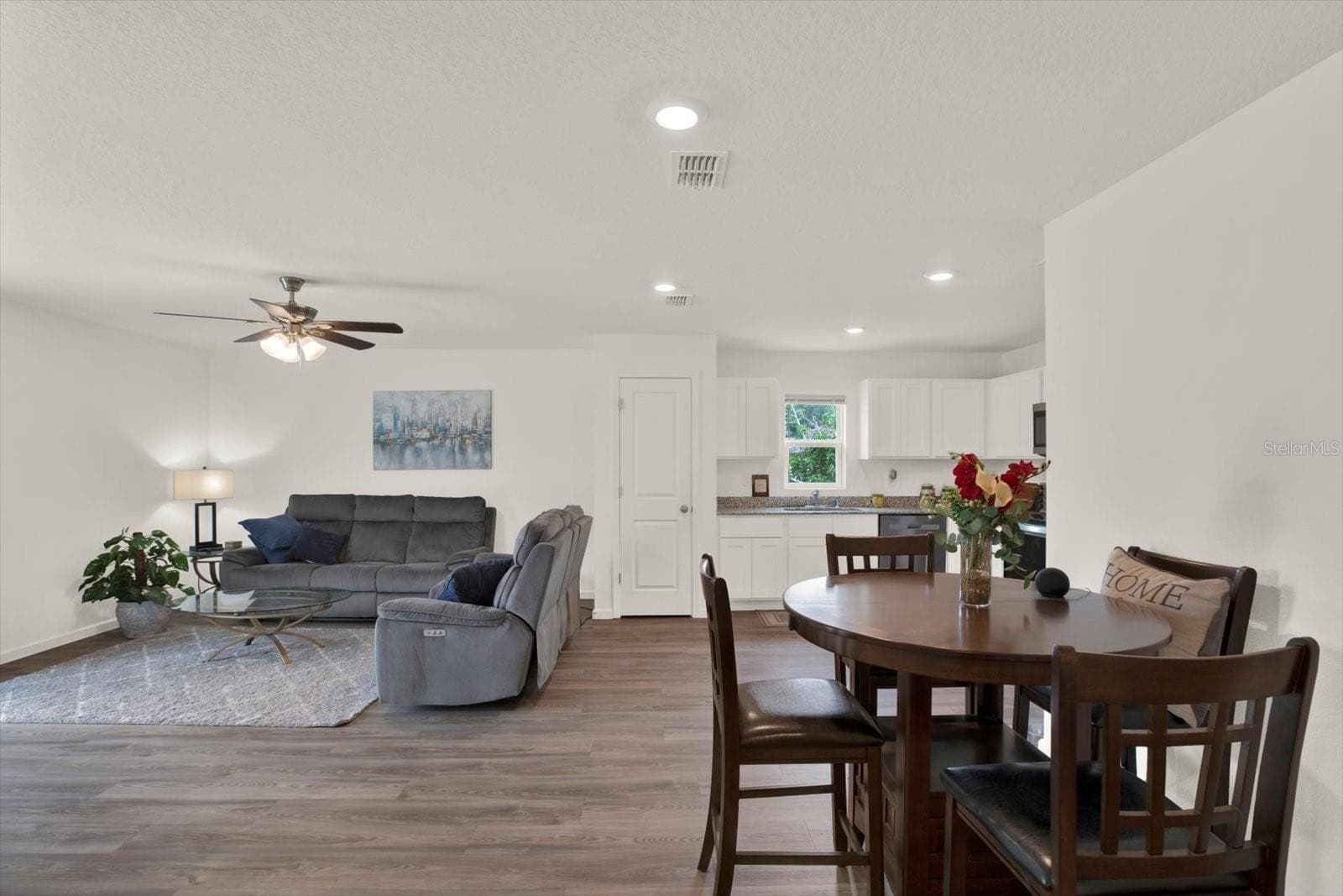 Single Family Residence at 7153 APACHE TRL, SPRING HILL, photo 3 of 24