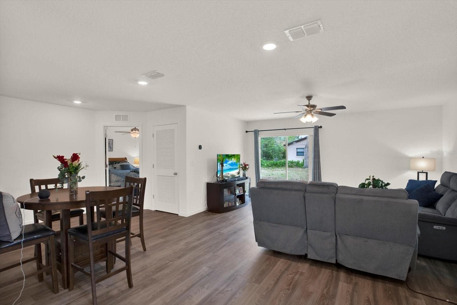 Single Family Residence at 7153 APACHE TRL, SPRING HILL, photo 4 of 24