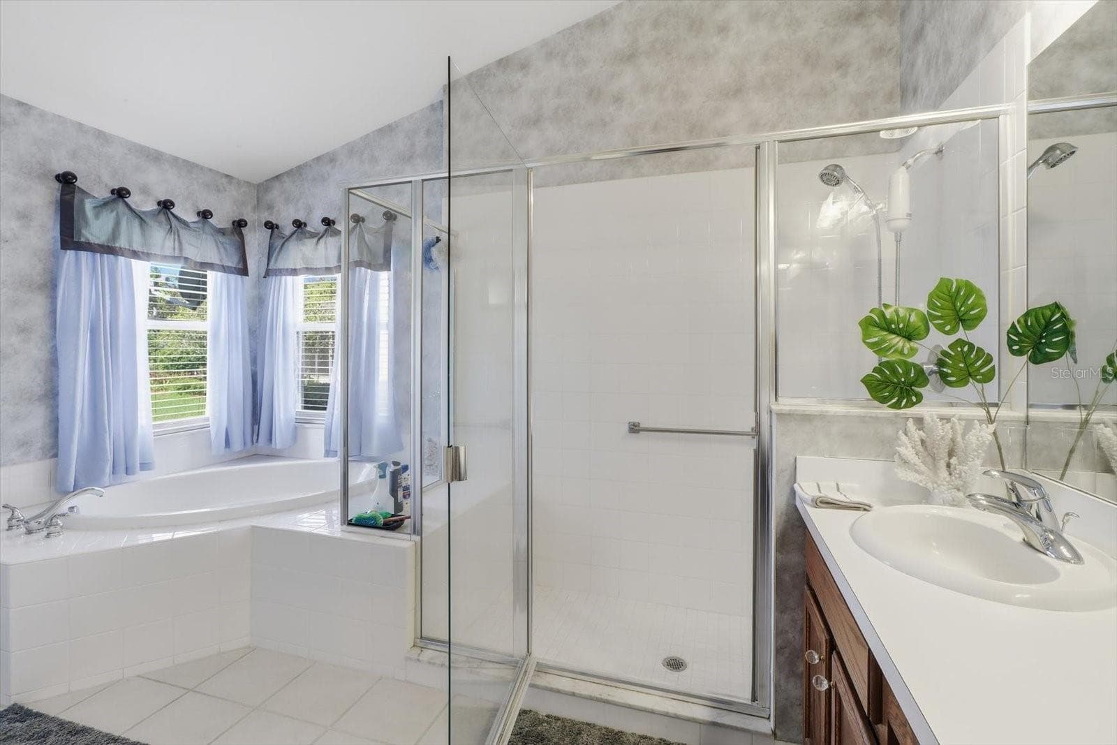 Single Family Residence at 11847 SPINDRIFT LOOP, HUDSON, photo 15 of 32