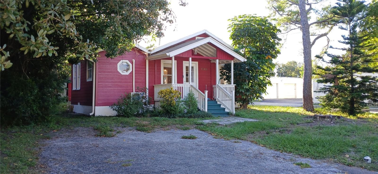 1549 S PROSPECT AVE