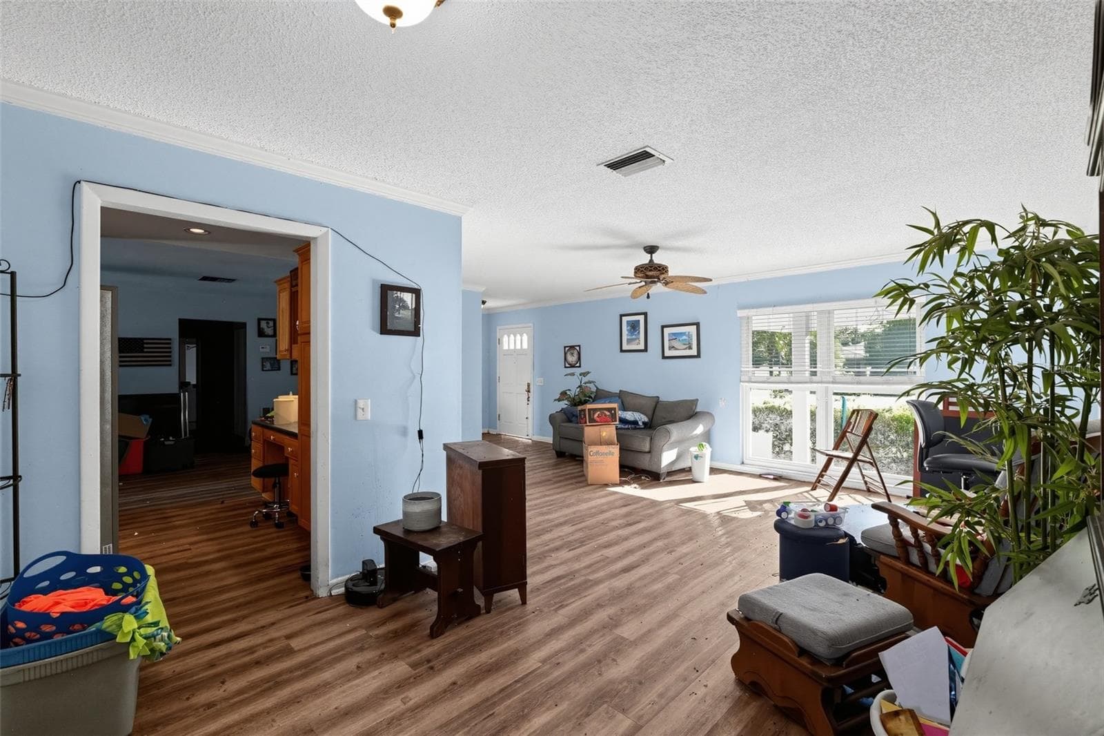 Single Family Residence at 251 GREENFIELD RD, WINTER HAVEN, photo 6 of 24