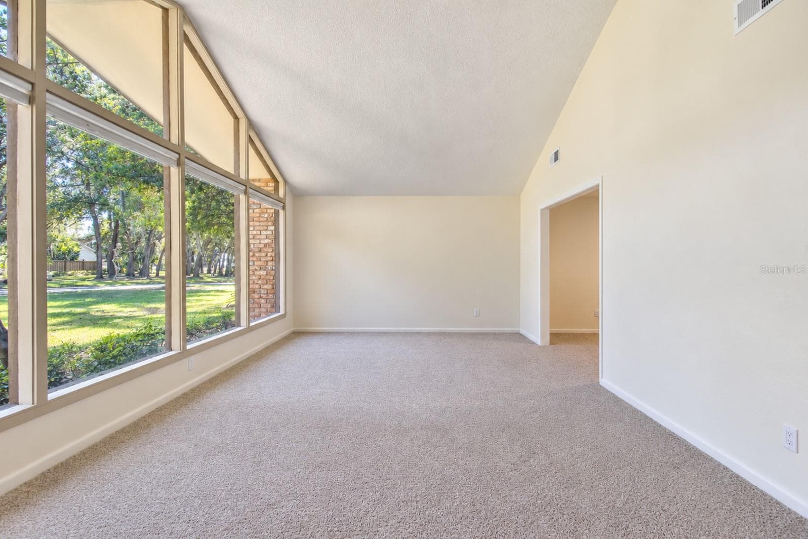 Single Family Residence at 400 BLUE LAKE DR, LONGWOOD, photo 5 of 67