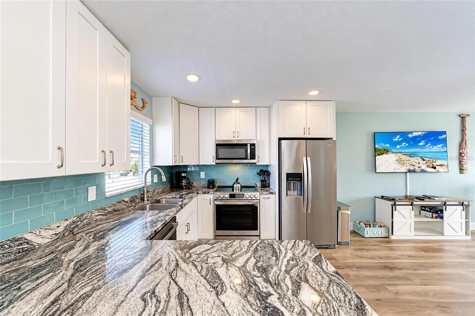 Condominium at 5830 MIDNIGHT PASS RD #38, SARASOTA, photo 11 of 48