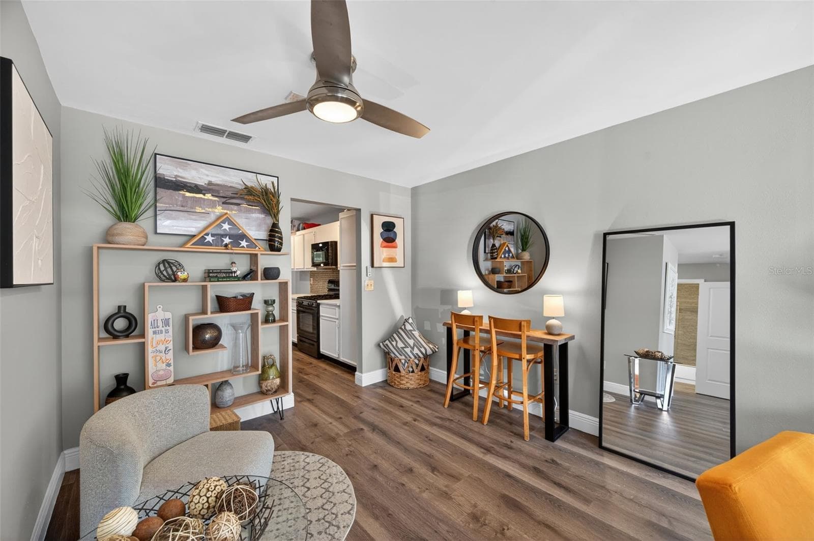 Condominium at 5705 80TH ST N #105, ST PETERSBURG, photo 5 of 32