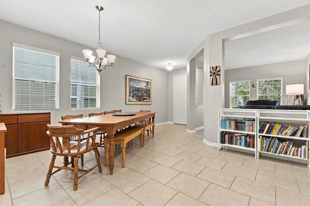 Single Family Residence at 10019 MADISON BANKS ST, ORLANDO, photo 9 of 46