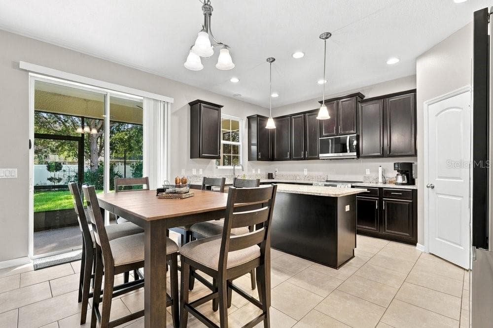 Kitchen - 10019 MADISON BANKS ST, ORLANDO