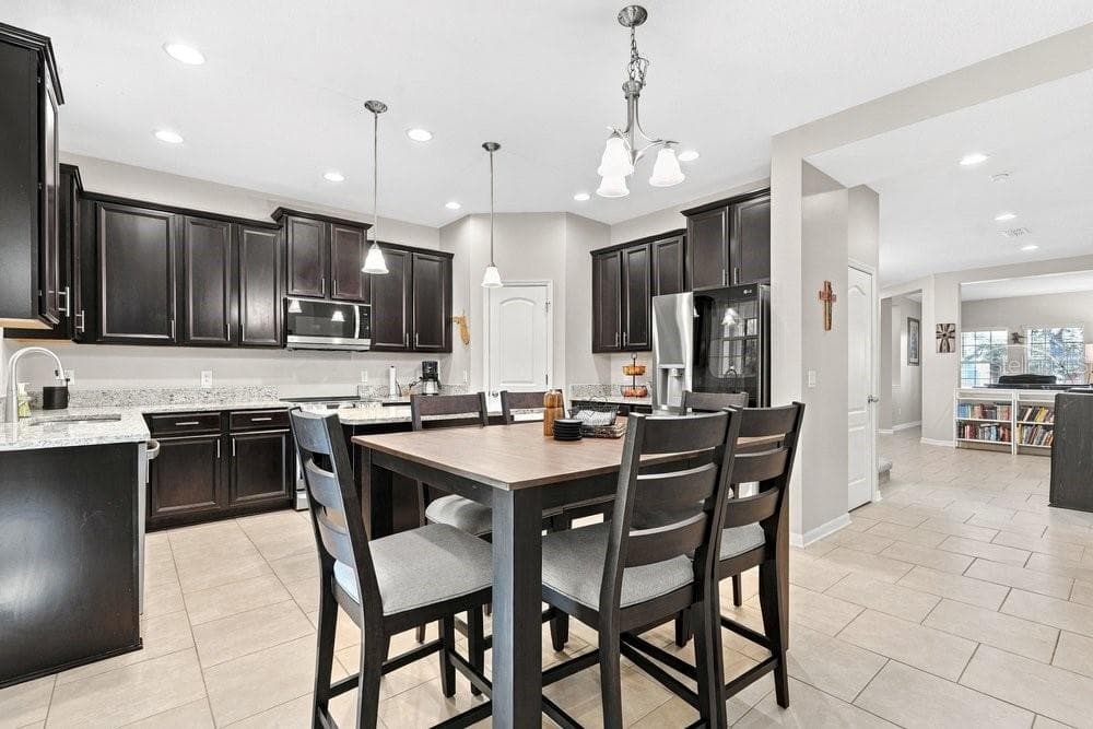 Single Family Residence at 10019 MADISON BANKS ST, ORLANDO, photo 13 of 46