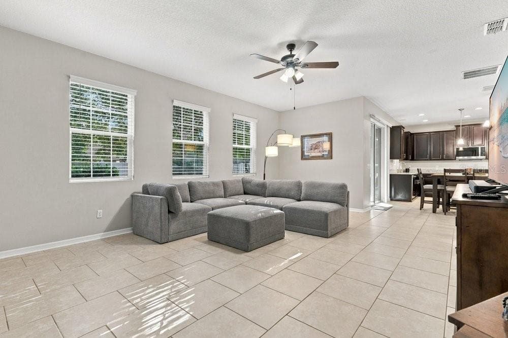 Single Family Residence at 10019 MADISON BANKS ST, ORLANDO, photo 15 of 46