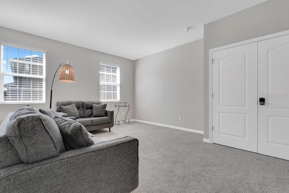 Single Family Residence at 10019 MADISON BANKS ST, ORLANDO, photo 24 of 46