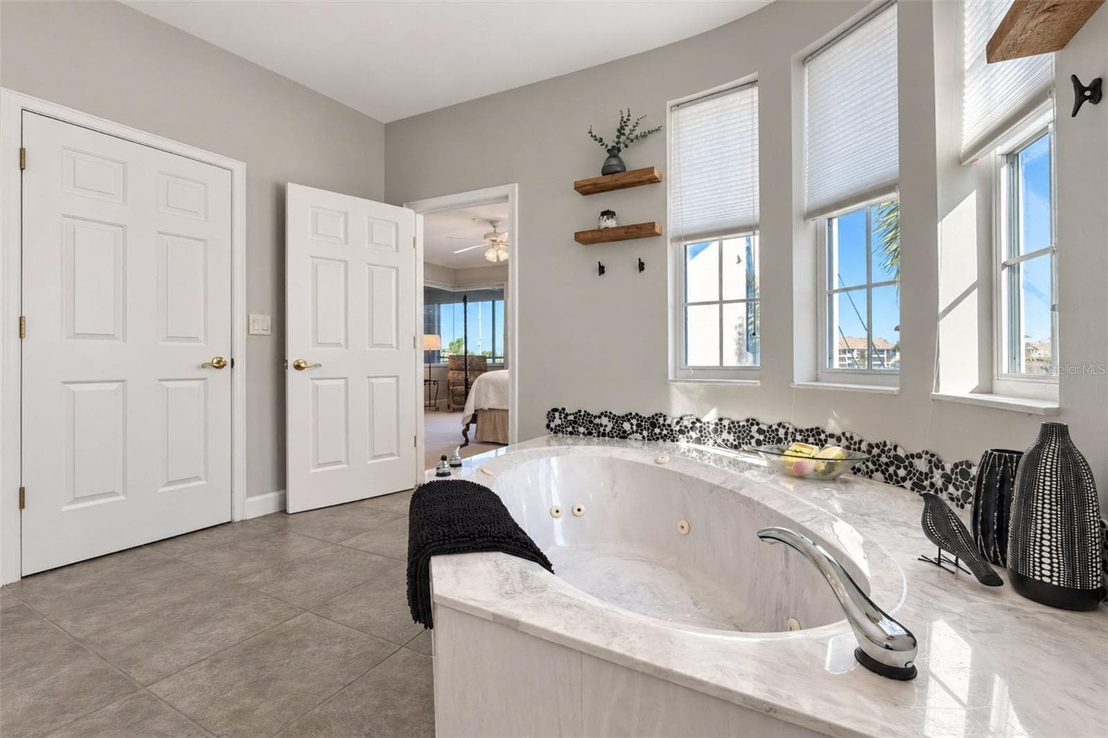 Condominium at 3471 SUNSET KEY CIR #102, PUNTA GORDA, photo 43 of 90