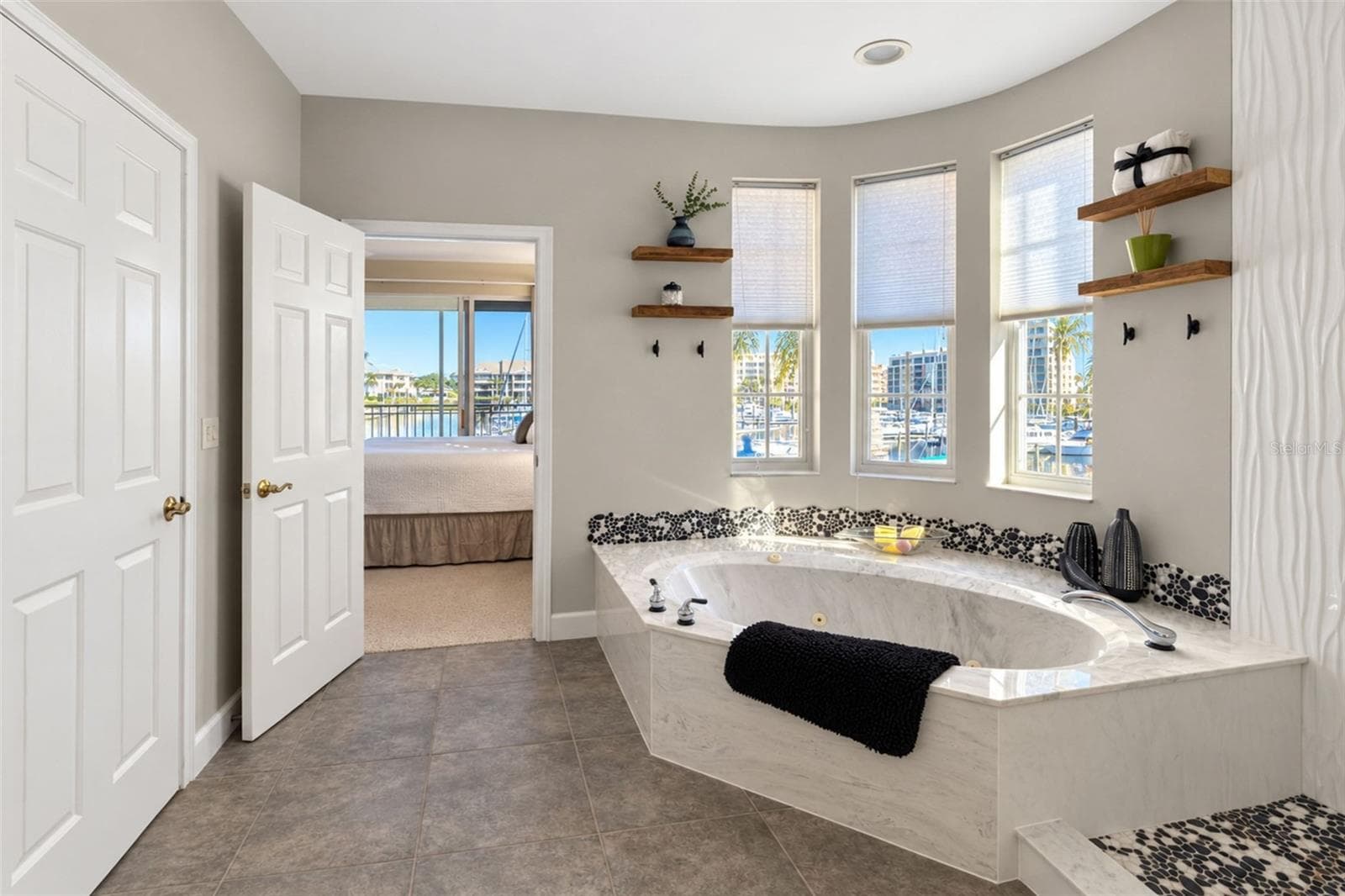 Condominium at 3471 SUNSET KEY CIR #102, PUNTA GORDA, photo 46 of 90