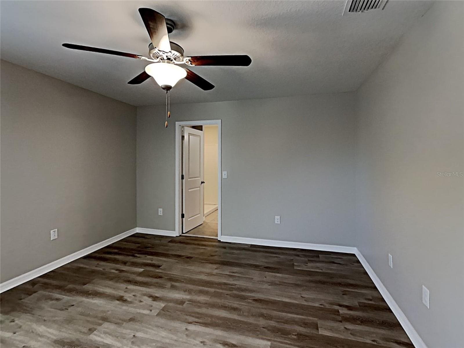 Single Family Residence at 14612 CRESCENT ROCK DR, WIMAUMA, photo 14 of 20