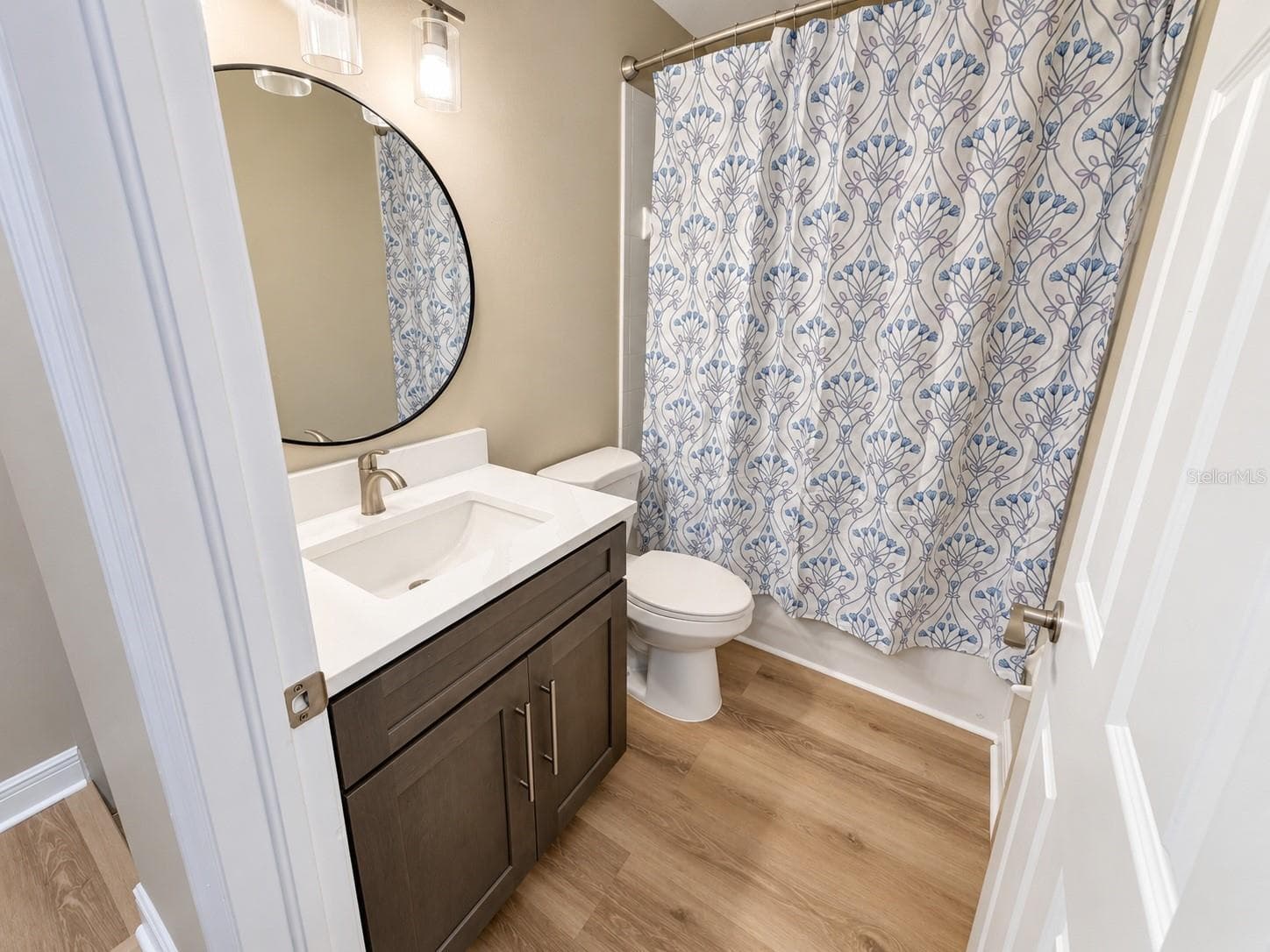 Full Bathroom - New Cabinetry, Stone Countertop and Fixtures - 7338 E BANK DR, TAMPA