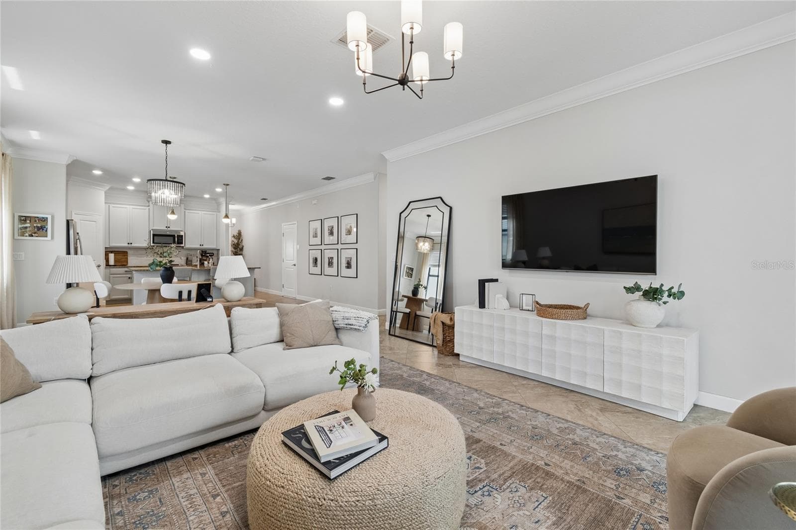 Single Family Residence at 13170 GREEN VIOLET DR, RIVERVIEW, photo 21 of 100