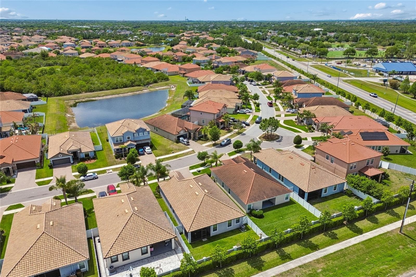 Single Family Residence at 13170 GREEN VIOLET DR, RIVERVIEW, photo 64 of 100