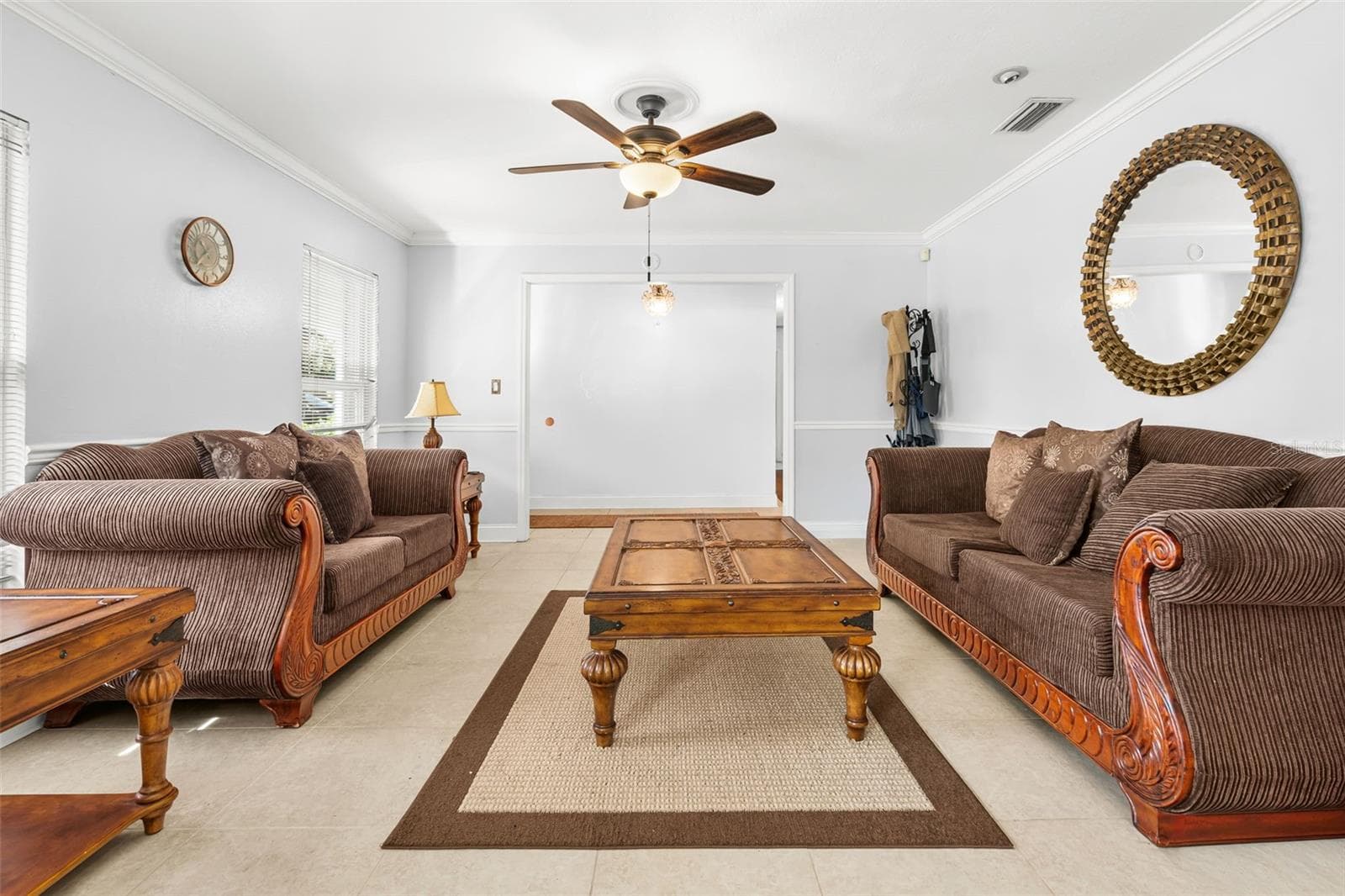 Single Family Residence at 334 HOLLOWTREE DR, SEFFNER, photo 6 of 48