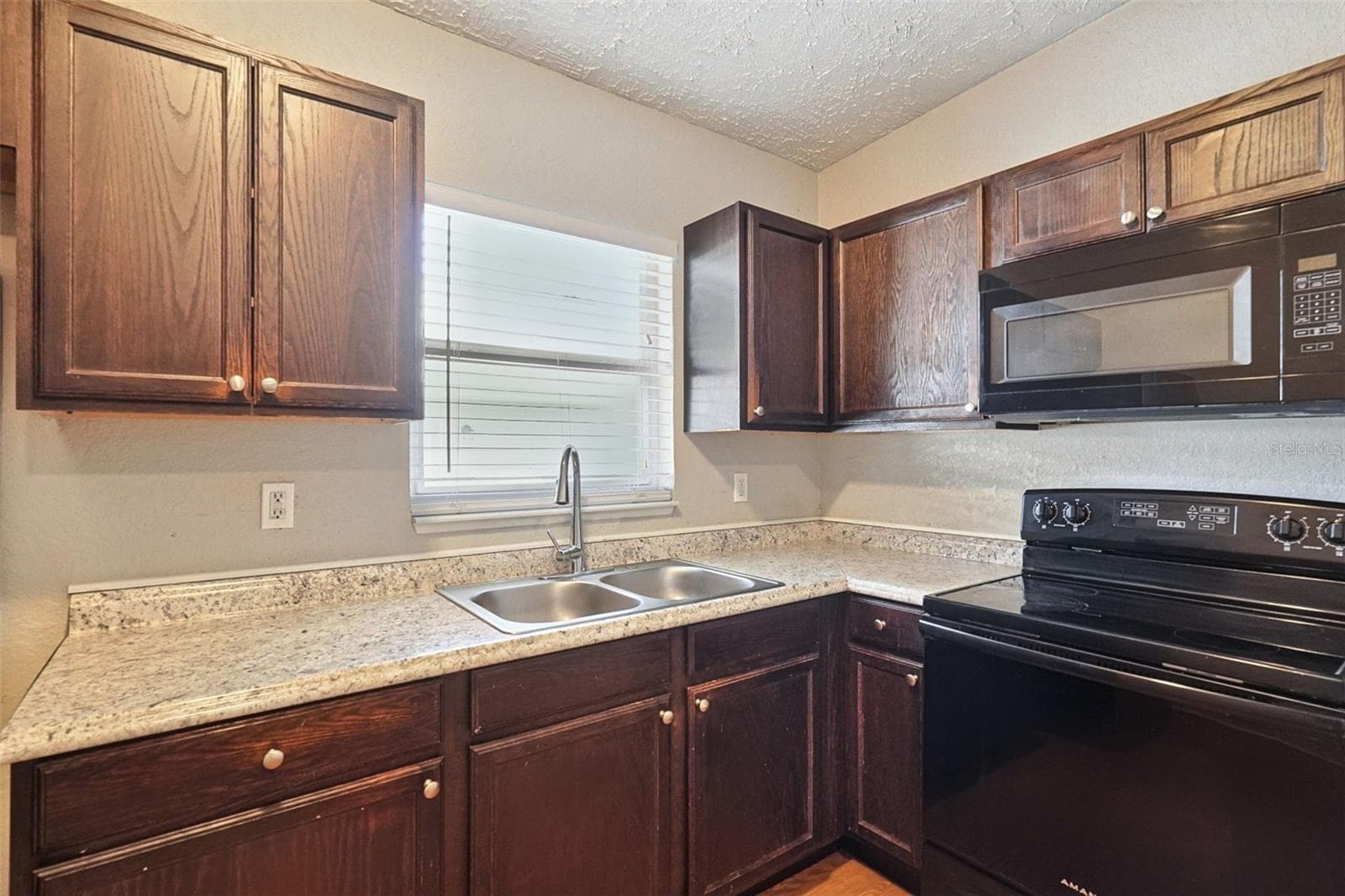 Single Family Residence at 804 68TH AVE W, BRADENTON, photo 11 of 27