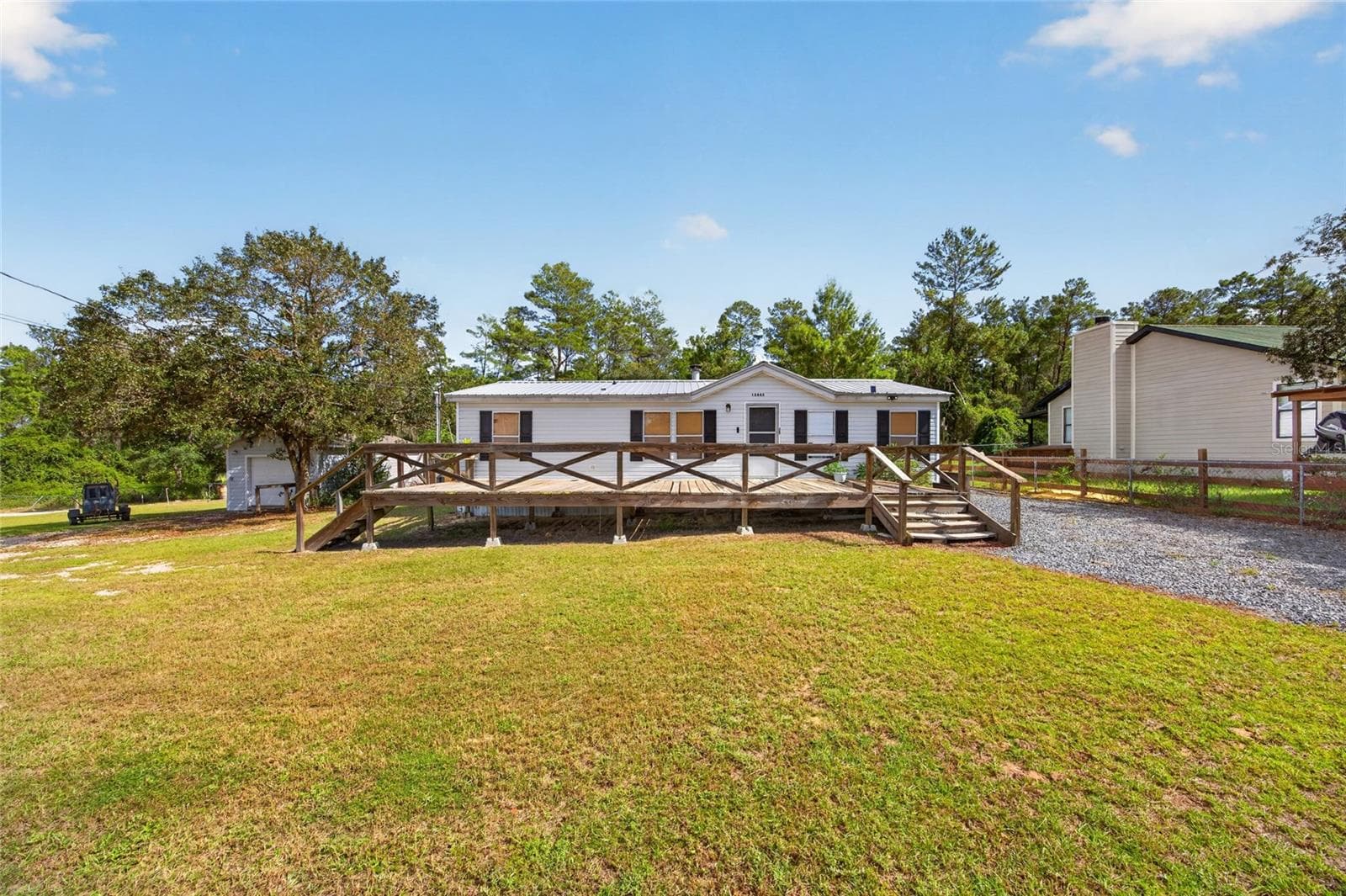 Manufactured Home at 13445 NE 217TH CT, SALT SPRINGS, photo 4 of 68