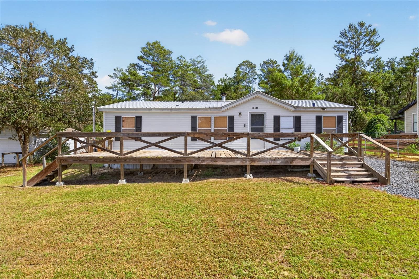 Manufactured Home at 13445 NE 217TH CT, SALT SPRINGS, photo 5 of 68