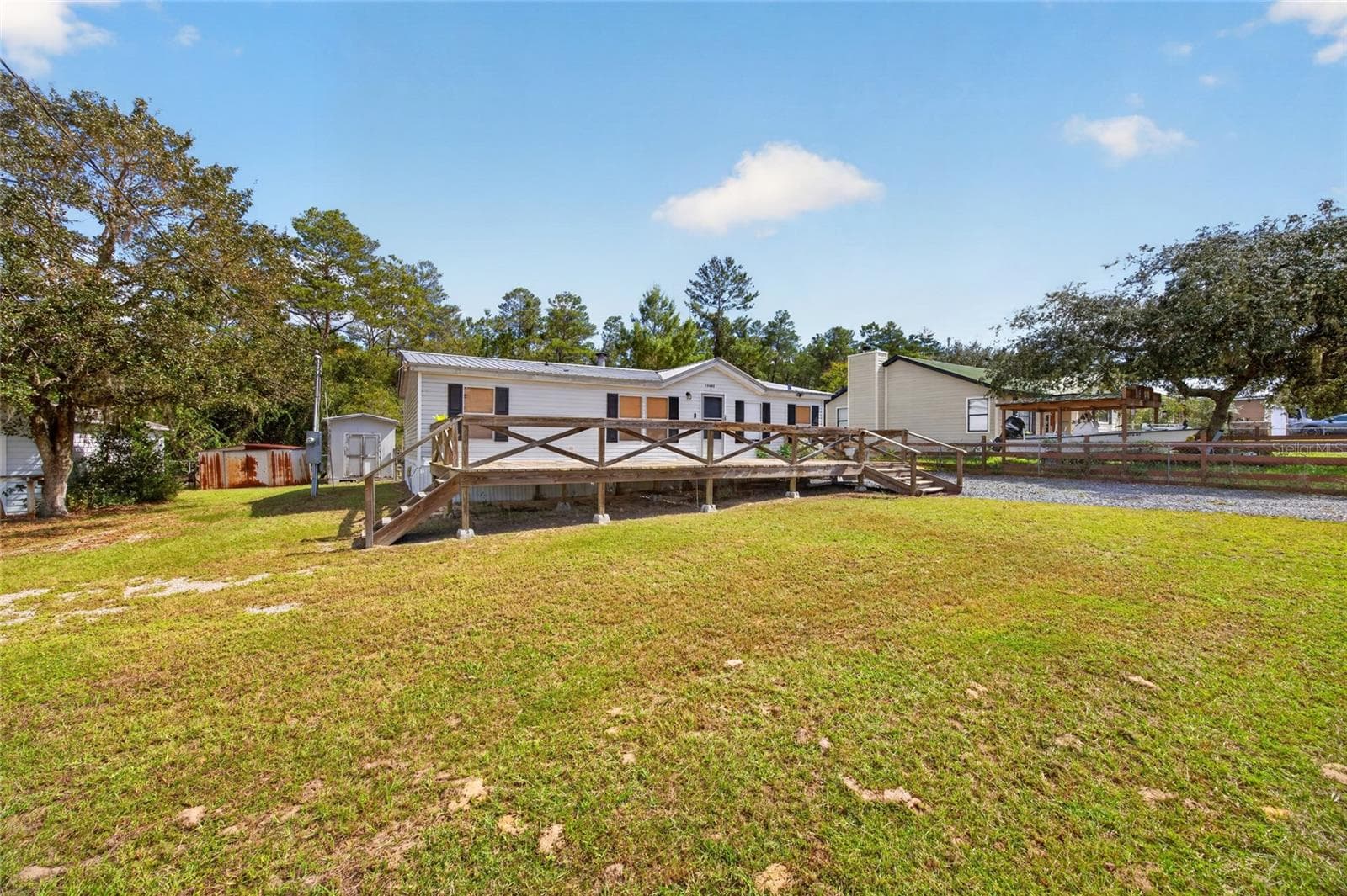Manufactured Home at 13445 NE 217TH CT, SALT SPRINGS, photo 6 of 68
