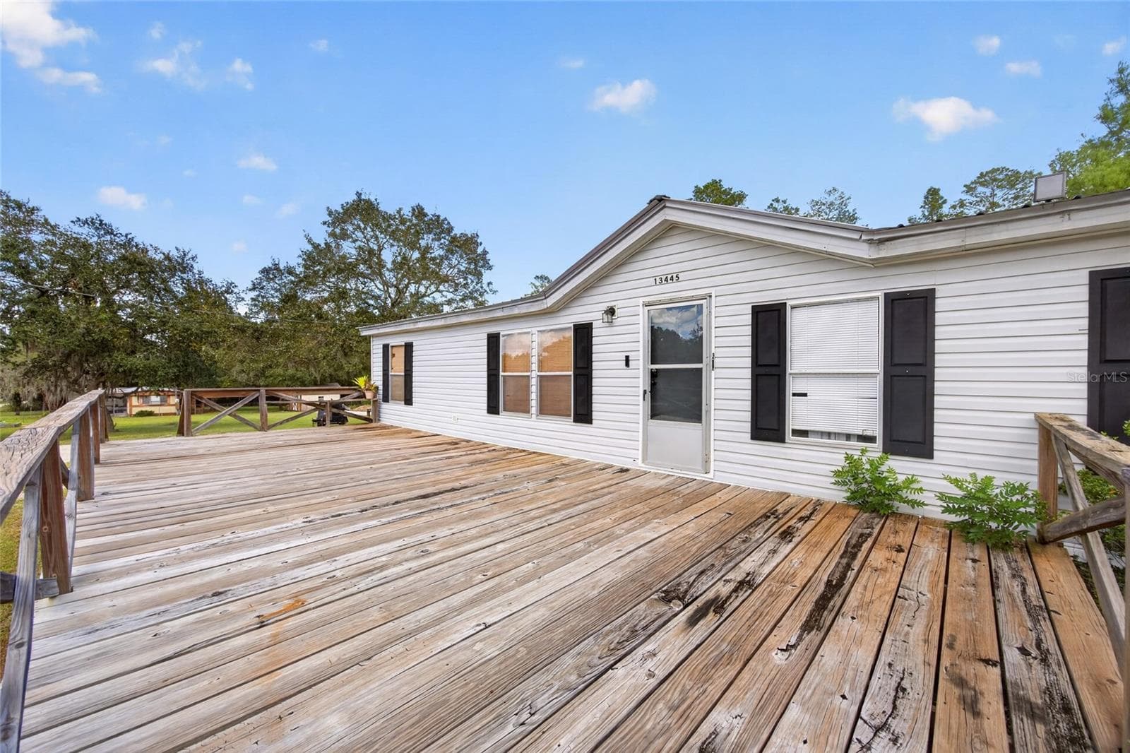 Manufactured Home at 13445 NE 217TH CT, SALT SPRINGS, photo 7 of 68