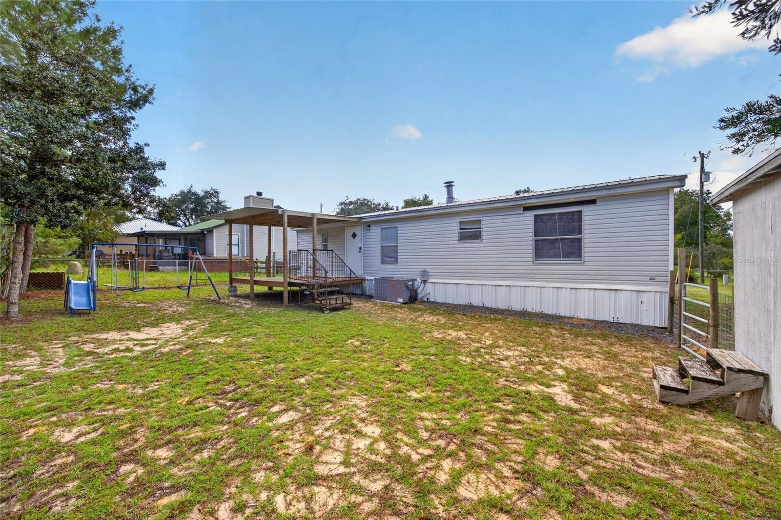 Manufactured Home at 13445 NE 217TH CT, SALT SPRINGS, photo 45 of 68