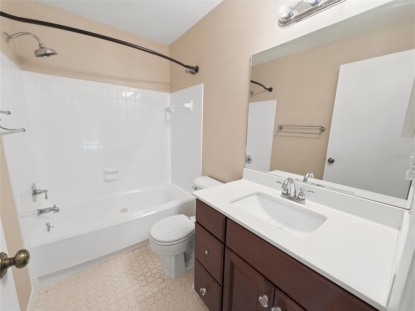 Single Family Residence at 12421 BROOKSIDE ST, SPRING HILL, photo 22 of 33