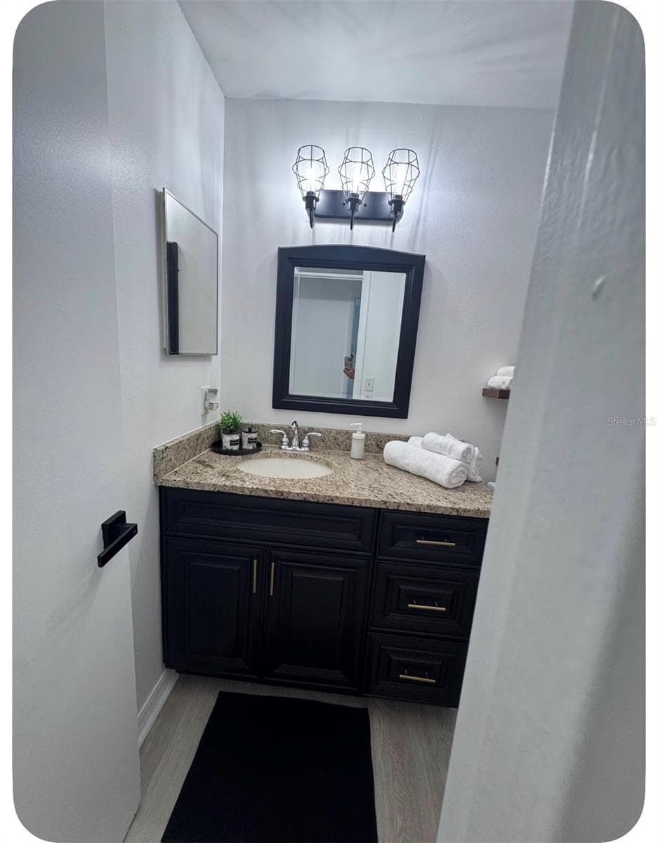 bathroom - 2026 BASIL, ORLANDO