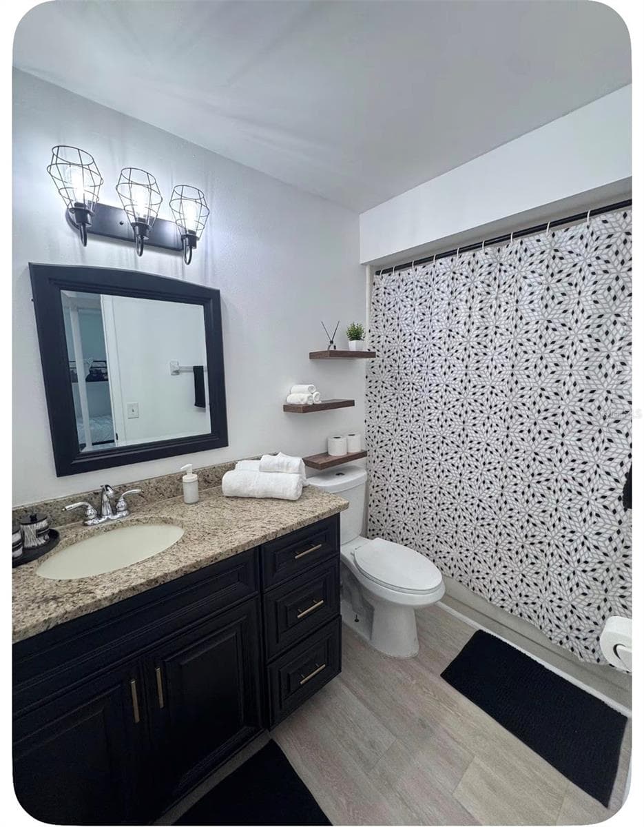 bathroom - 2026 BASIL, ORLANDO