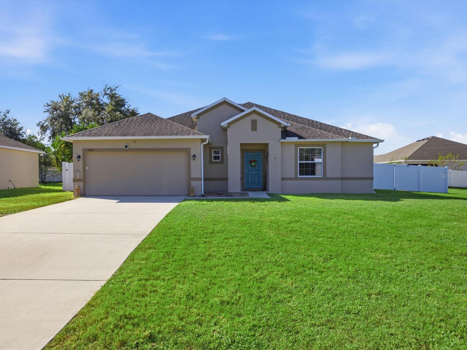 Single Family Residence at 1707 HOOFPRINT CT, FRUITLAND PARK, photo 2 of 34