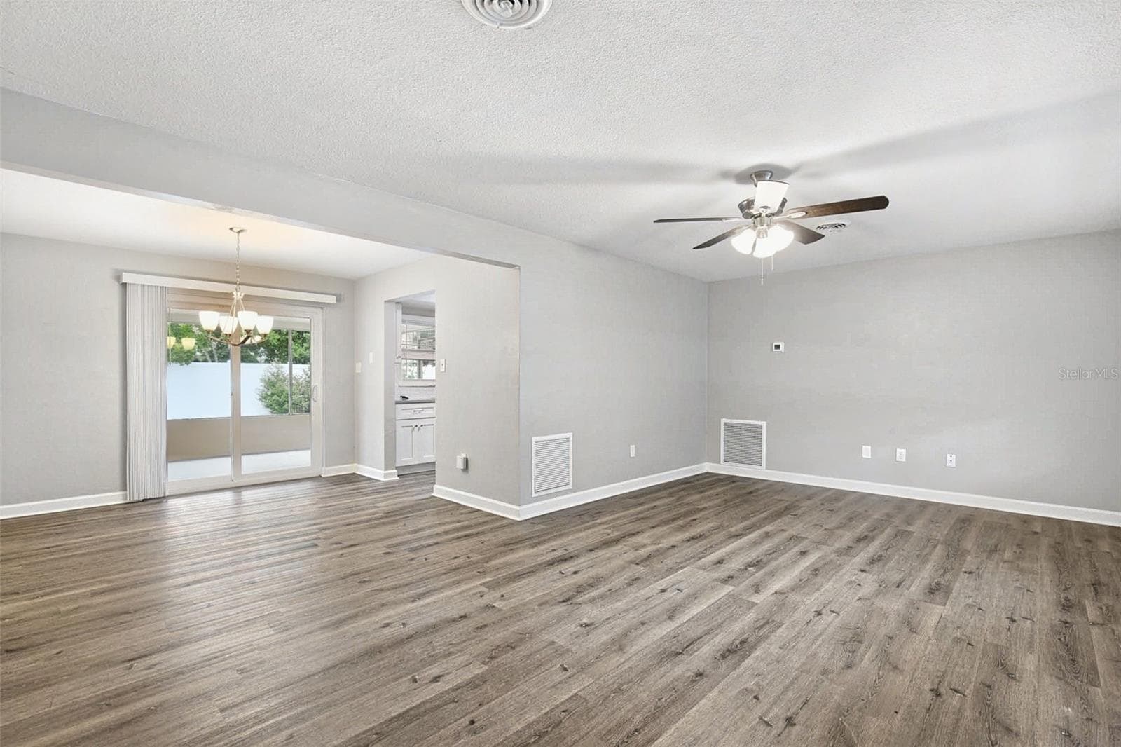 Single Family Residence at 1838 GREENHILL DR, CLEARWATER, photo 9 of 30
