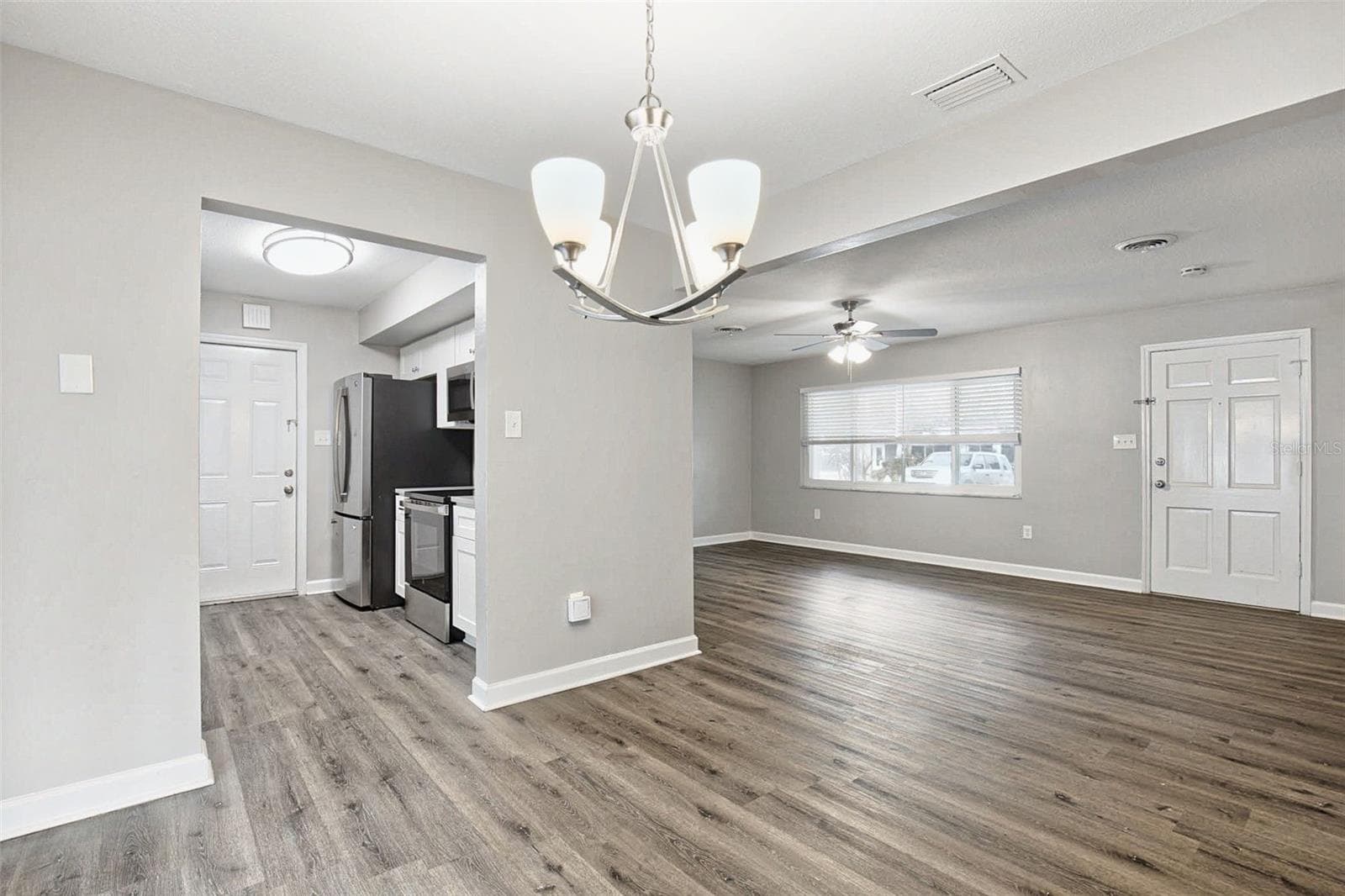 Single Family Residence at 1838 GREENHILL DR, CLEARWATER, photo 13 of 30