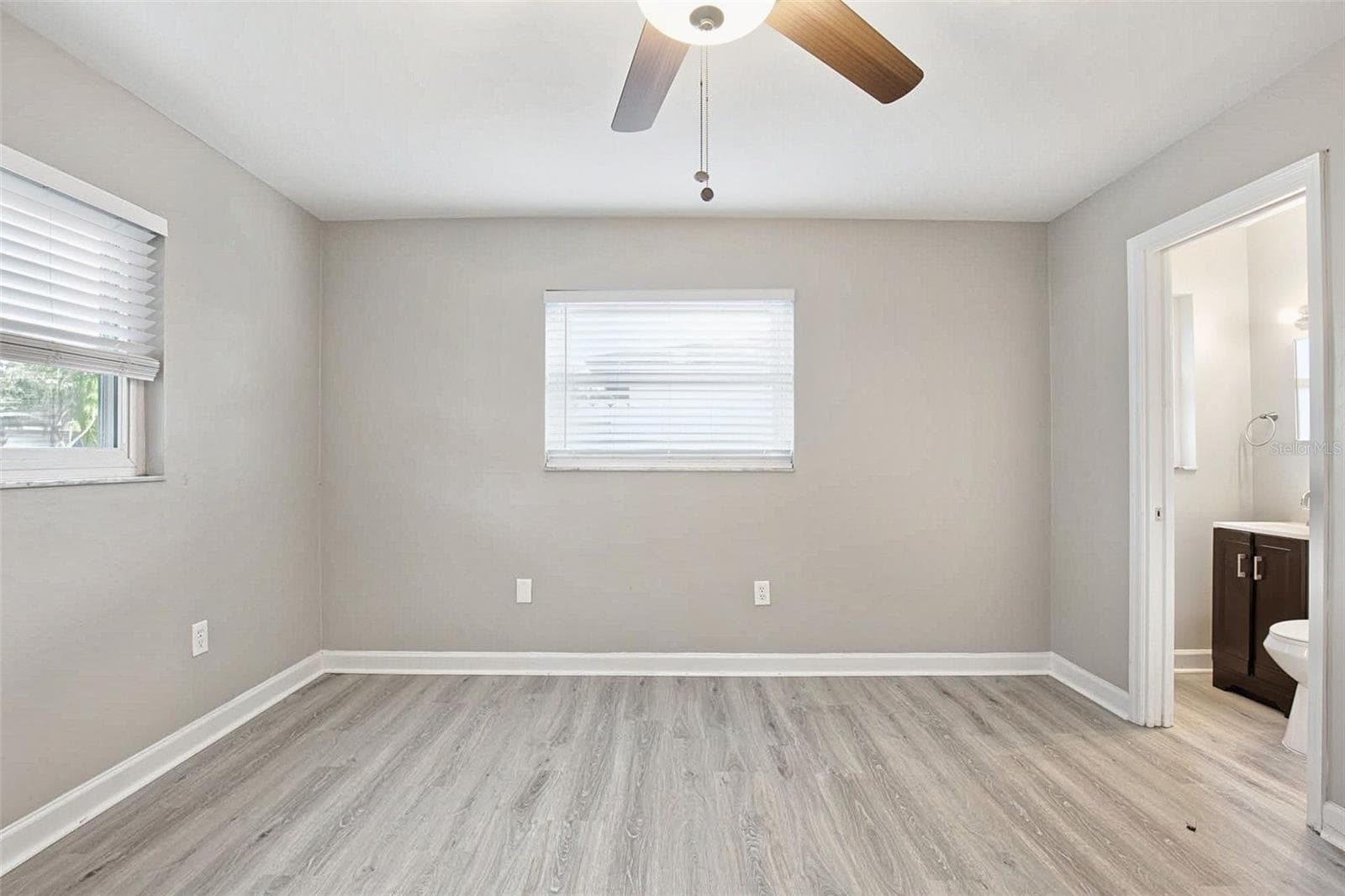 Single Family Residence at 1838 GREENHILL DR, CLEARWATER, photo 17 of 30