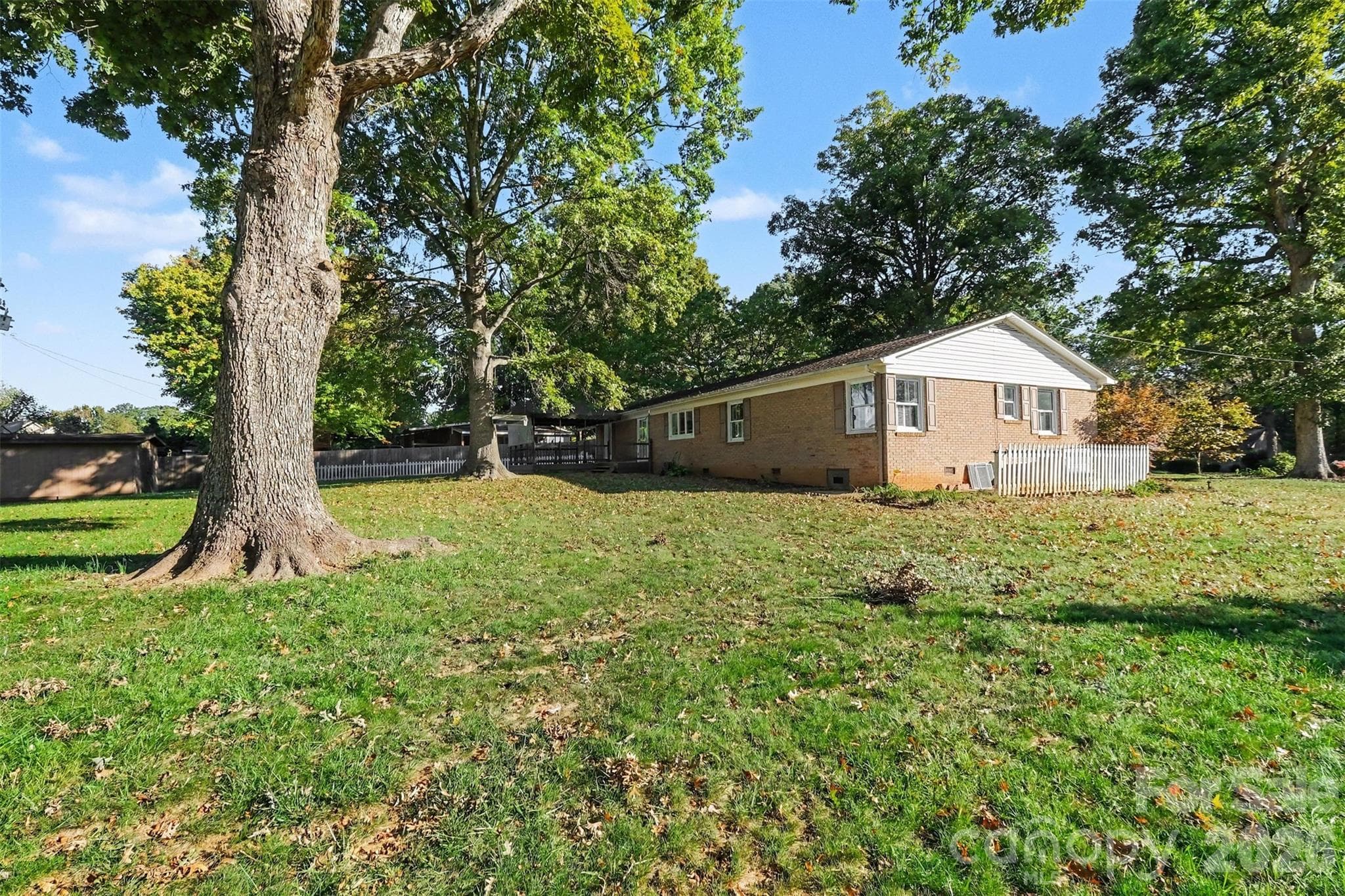 Single Family Residence at 225 Edgewood Drive, Statesville, photo 30 of 31