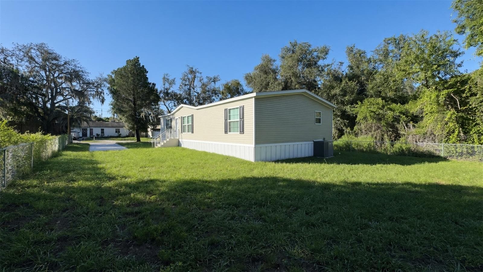 Manufactured Home at 12015 WESTBAY AVE, NEW PORT RICHEY, photo 22 of 31
