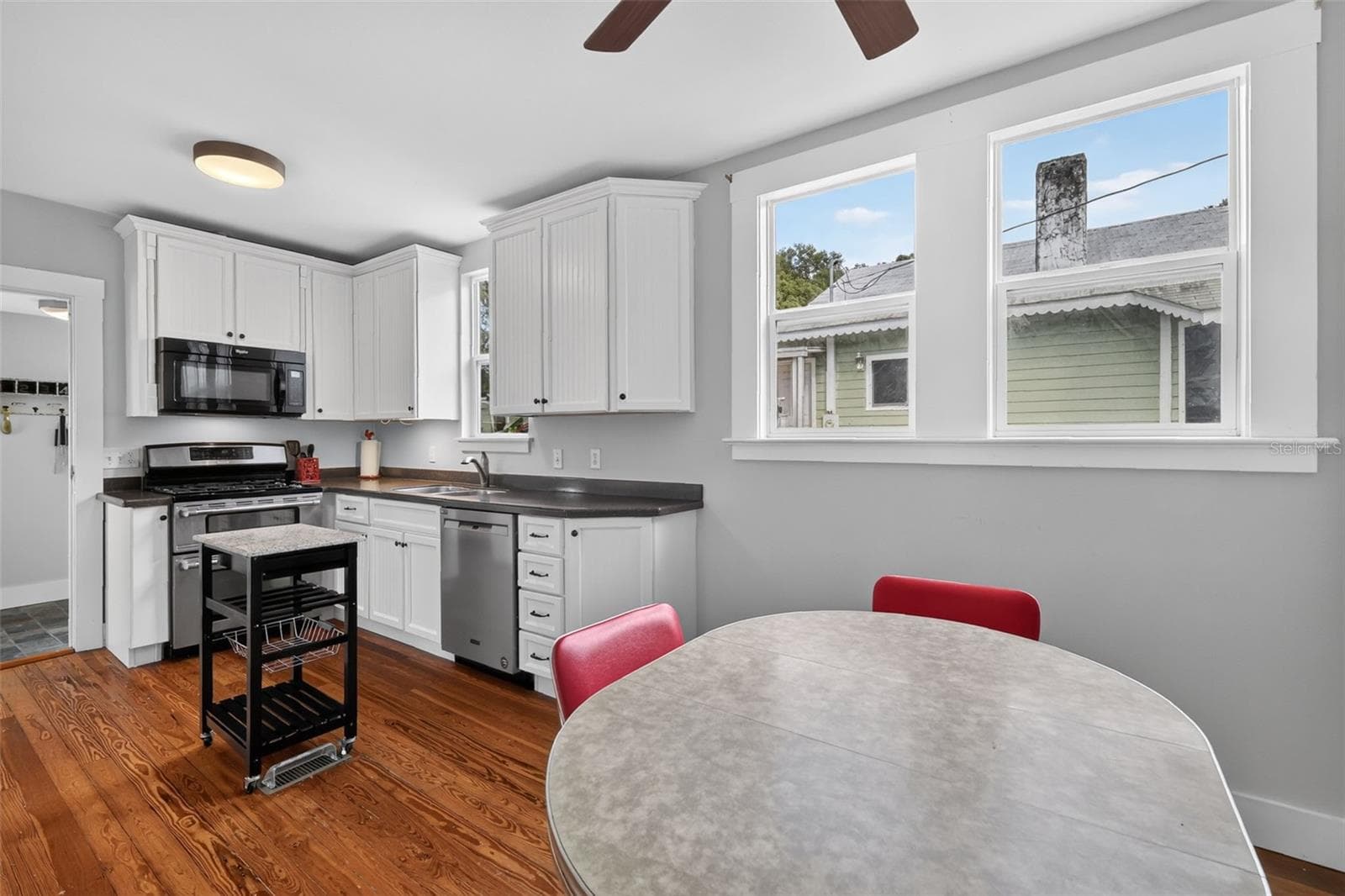 Single Family Residence at 342 S CLAYTON ST, MOUNT DORA, photo 12 of 41
