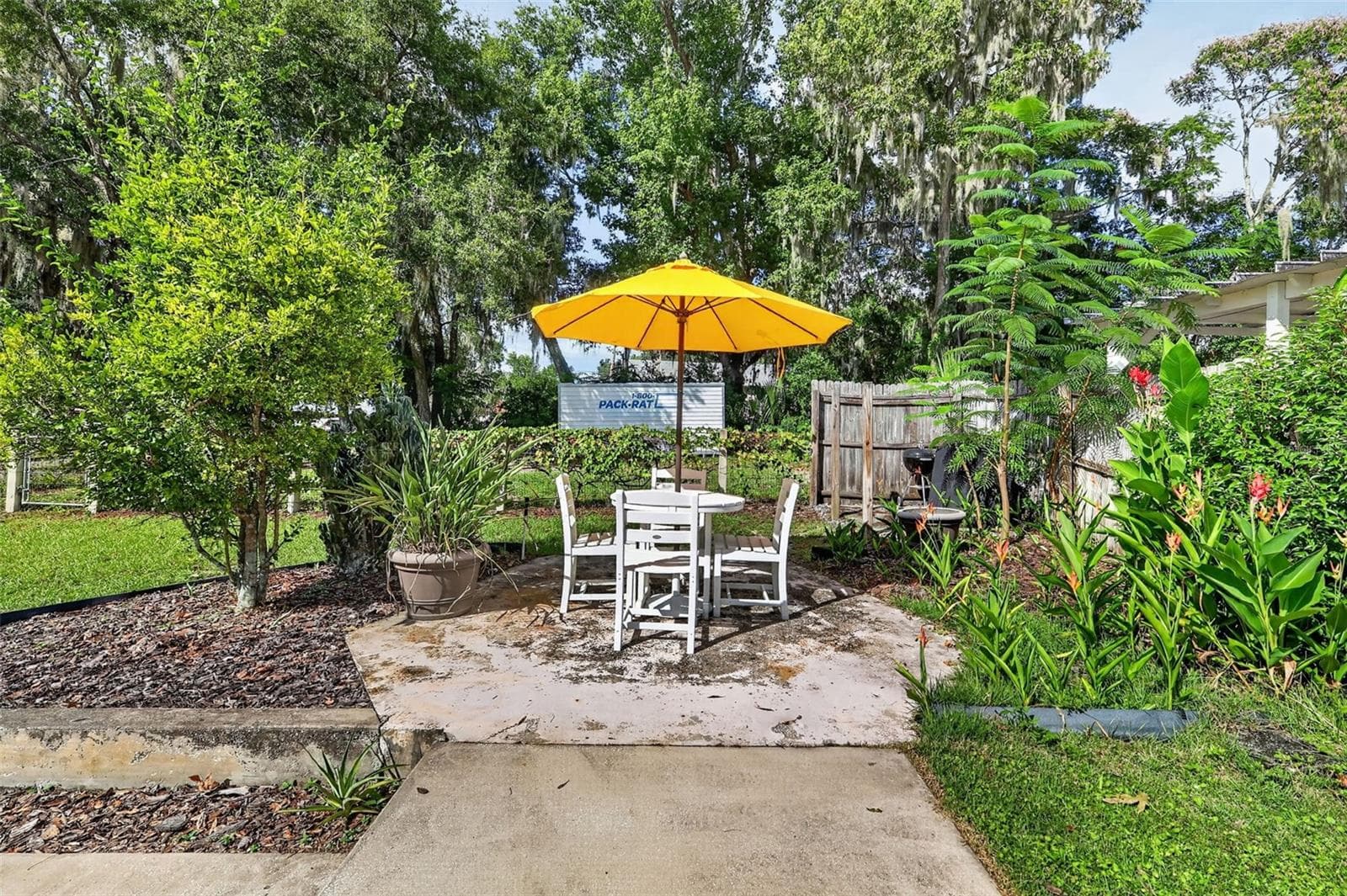 Single Family Residence at 342 S CLAYTON ST, MOUNT DORA, photo 34 of 41