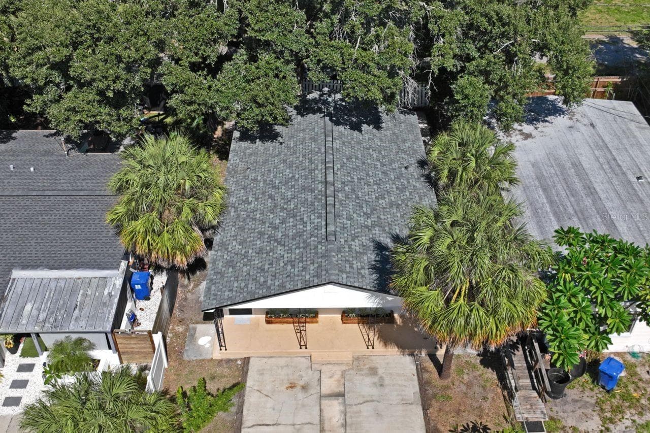 Single Family Residence at 2929 EMERSON AVE S, ST PETERSBURG, photo 32 of 36