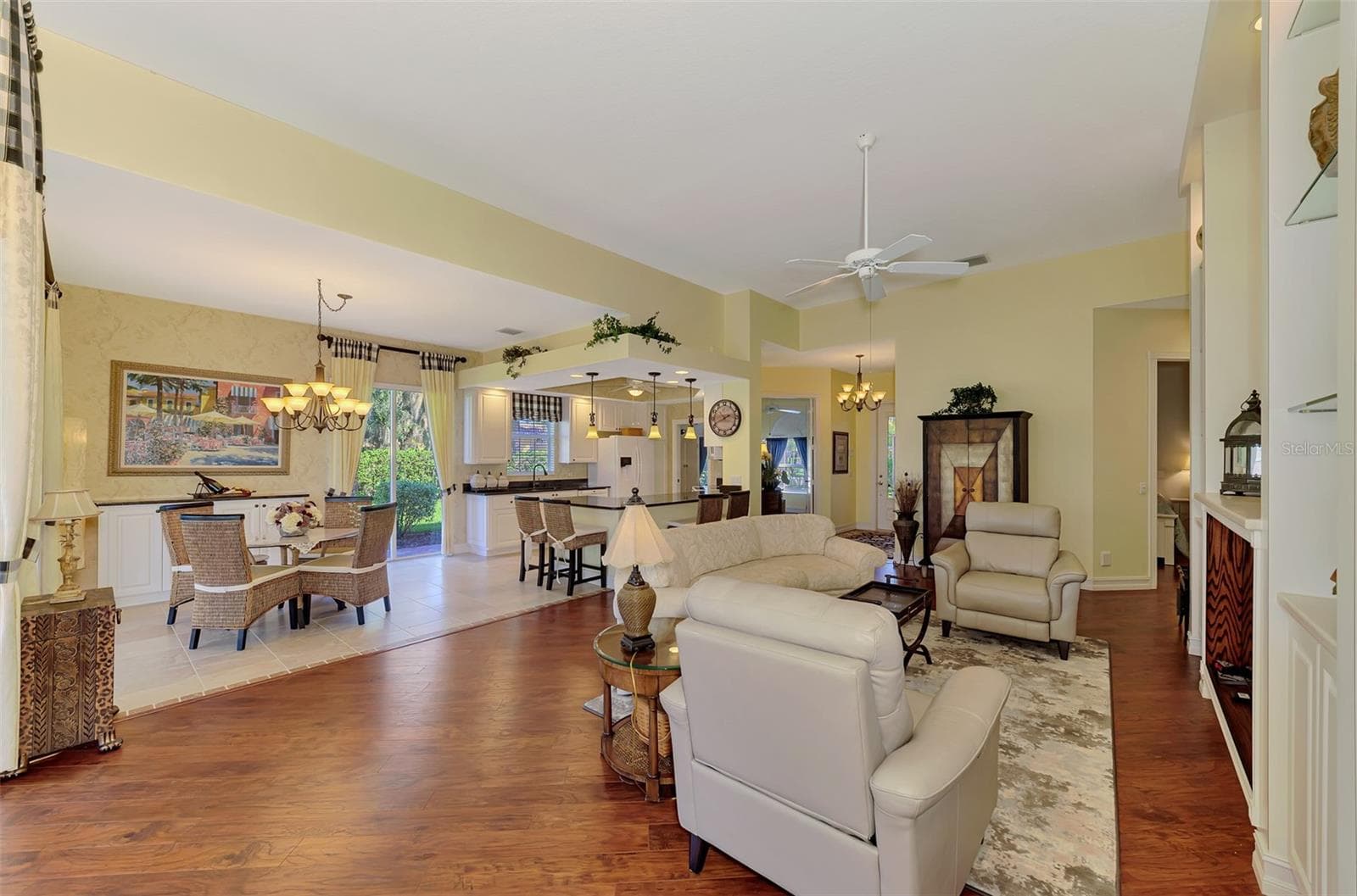 Single Family Residence at 5882 BENEVENTO DR, SARASOTA, photo 19 of 86